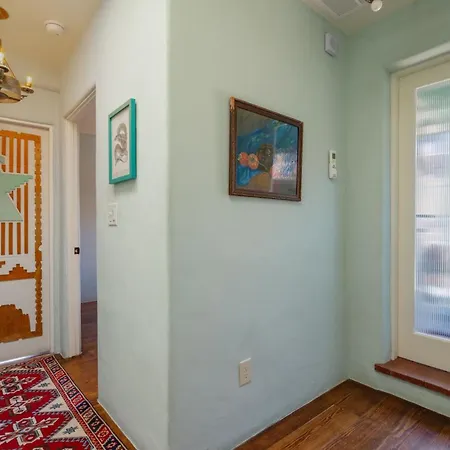 Gorgeous Historic Adobe Near Canyon Road Holiday home Santa Fe