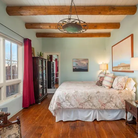 Holiday home Gorgeous Historic Adobe Near Canyon Road